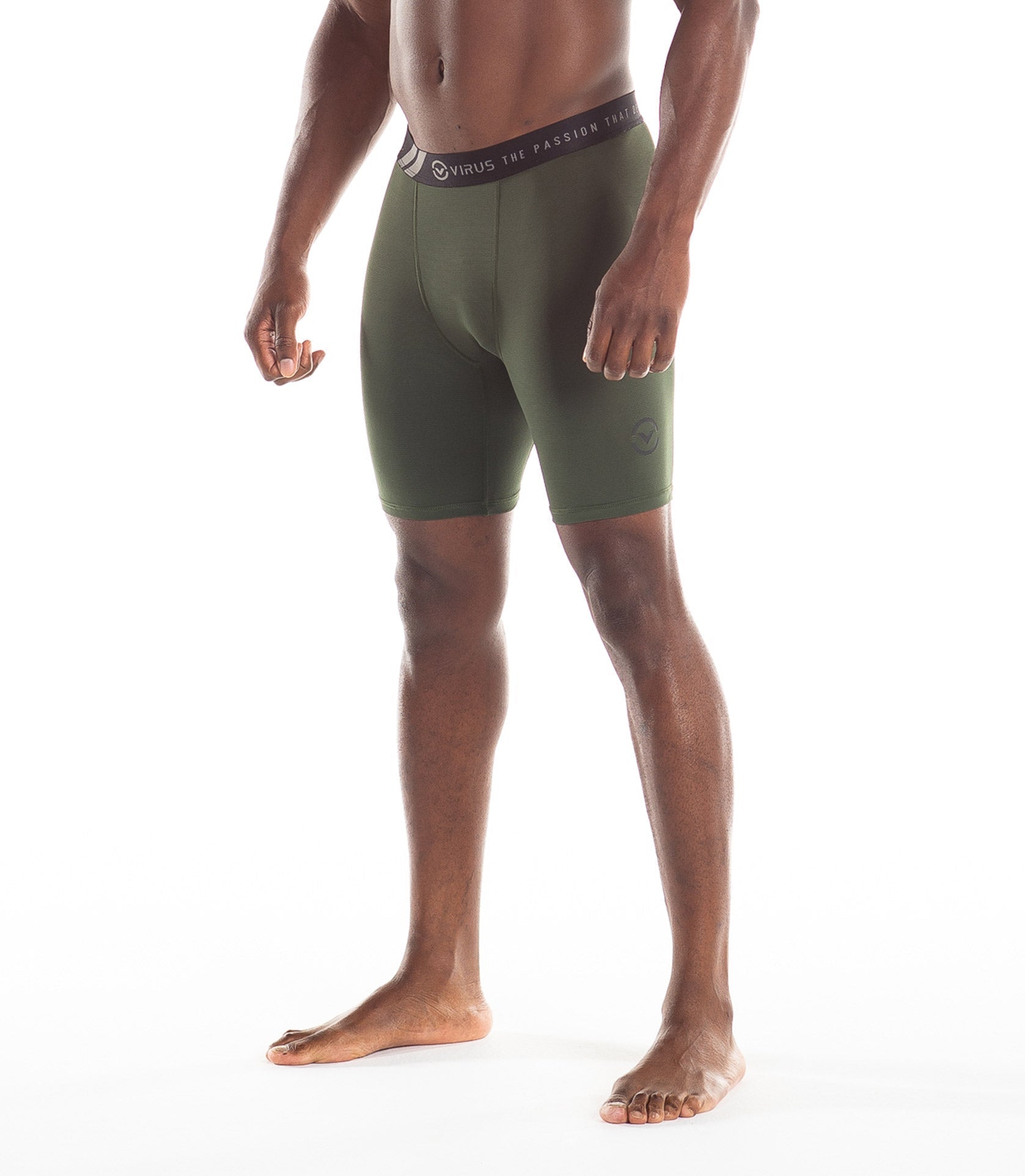 #color_Kombu Green/Black