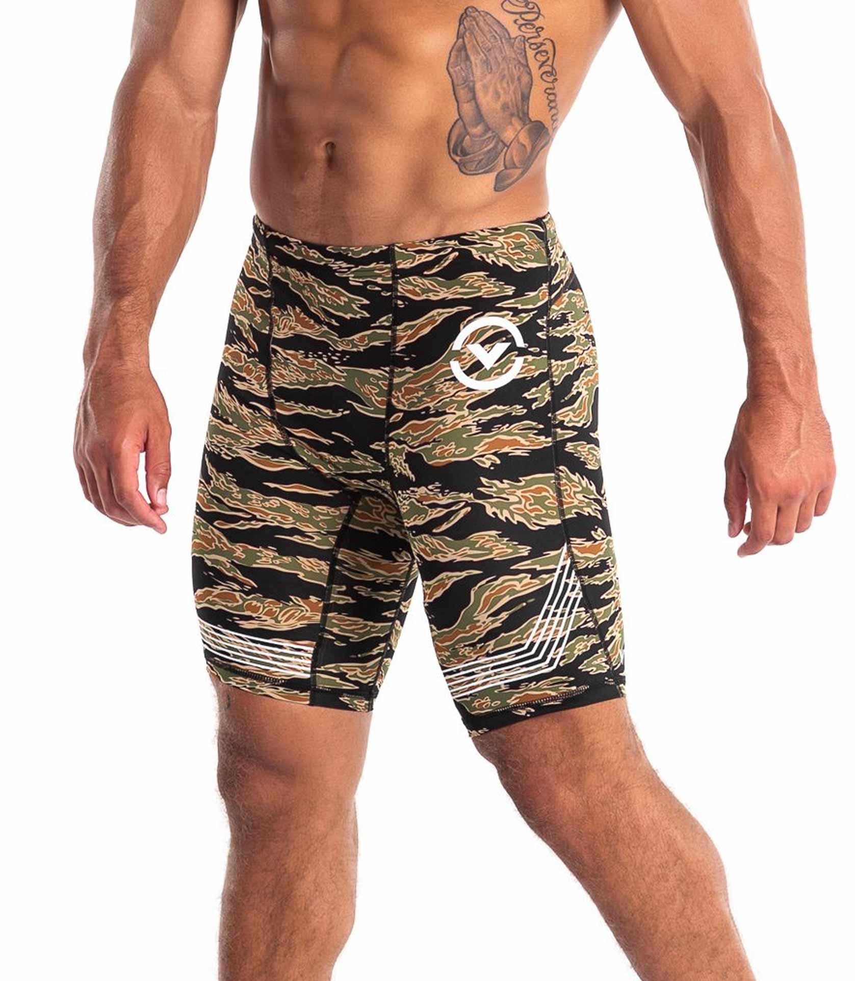 #color_Jungle Camo/White