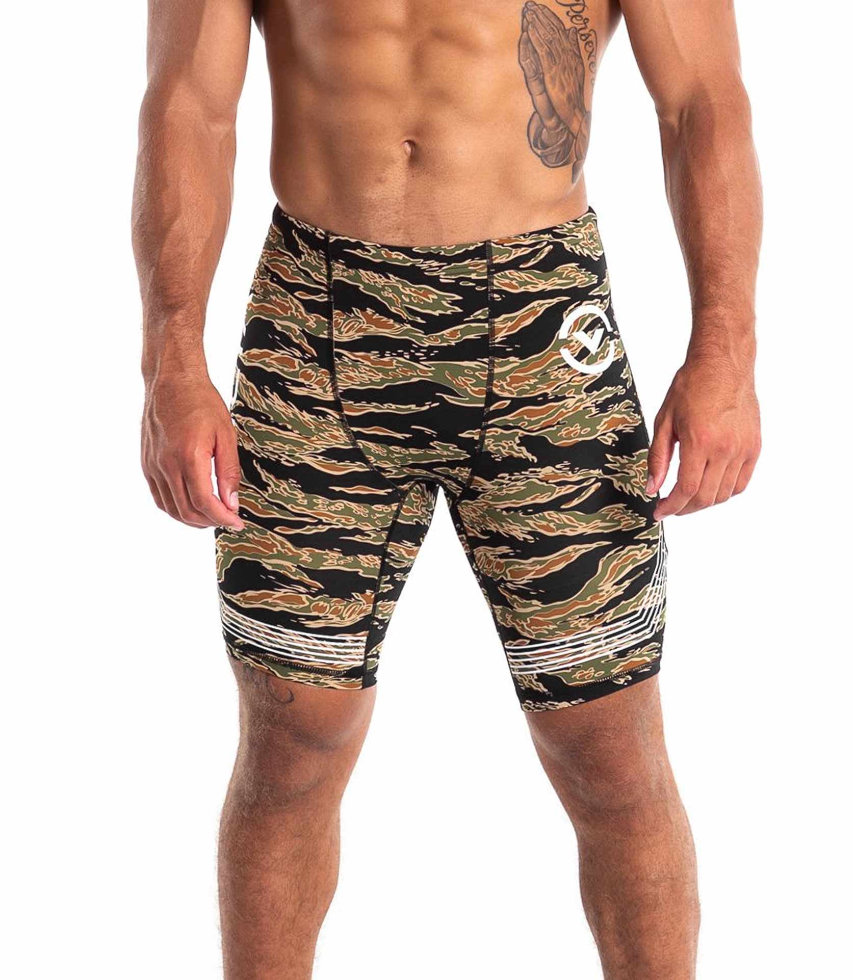 #color_Jungle Camo/White