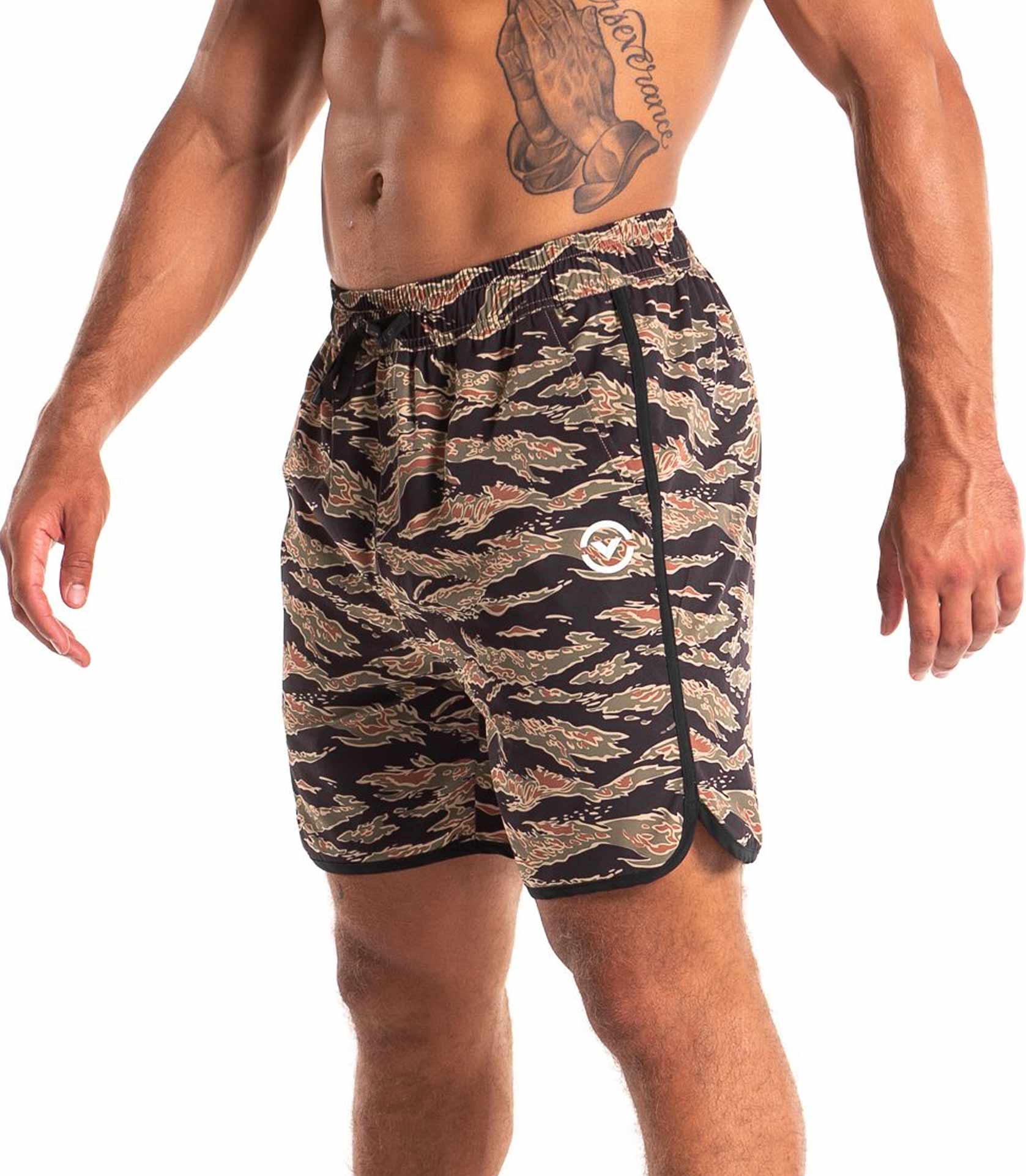 #color_Jungle Camo/White