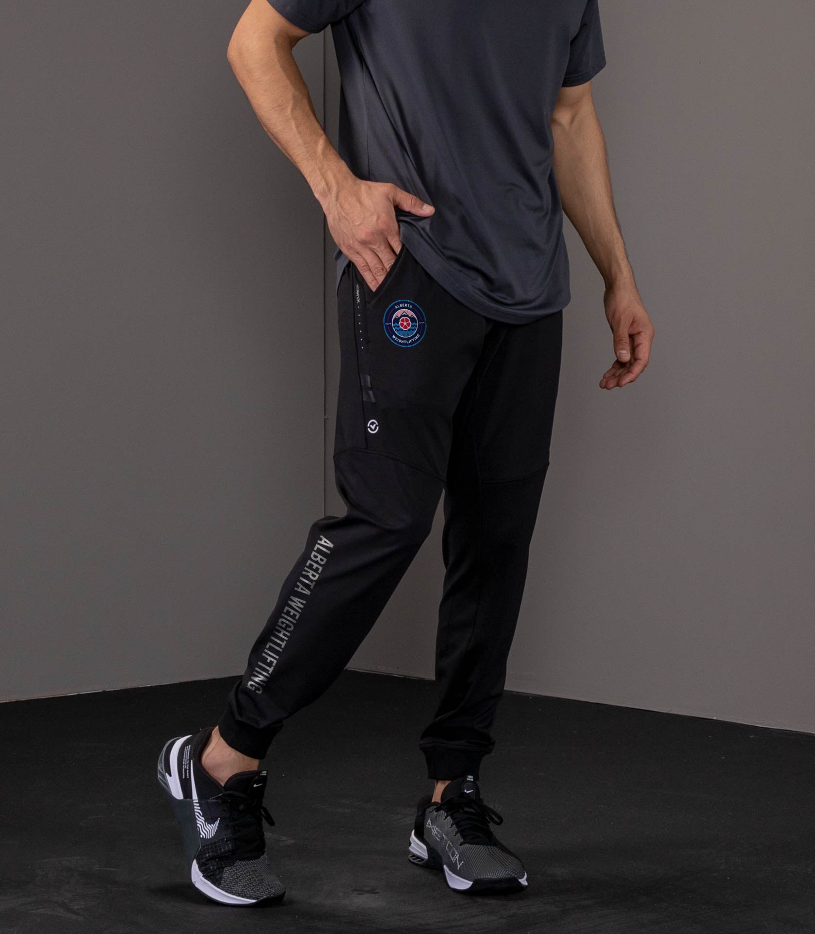 AWA Men's IconX Joggers